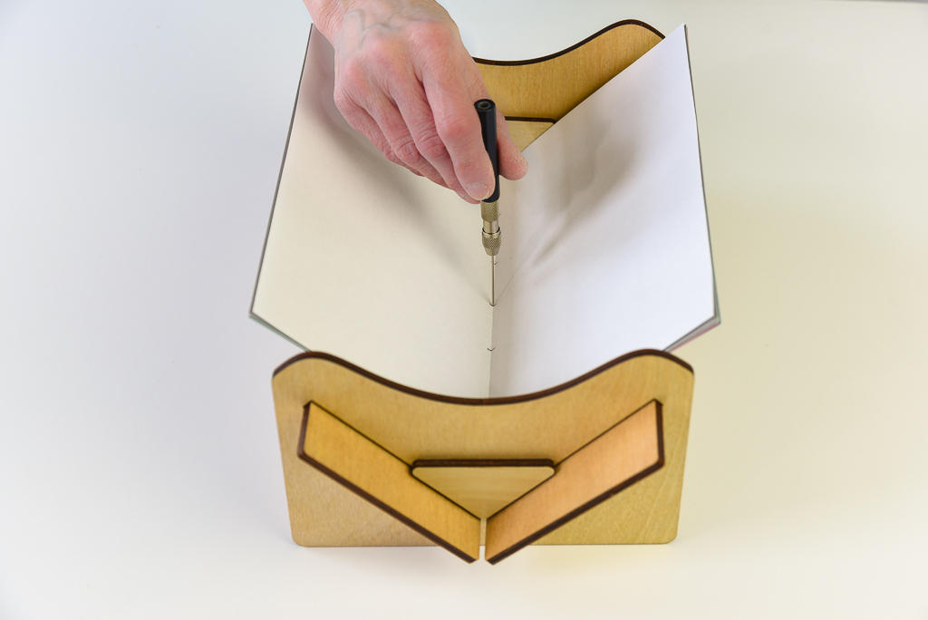 Cloth Paper Scissors: Making Books Cover To Cover eBook